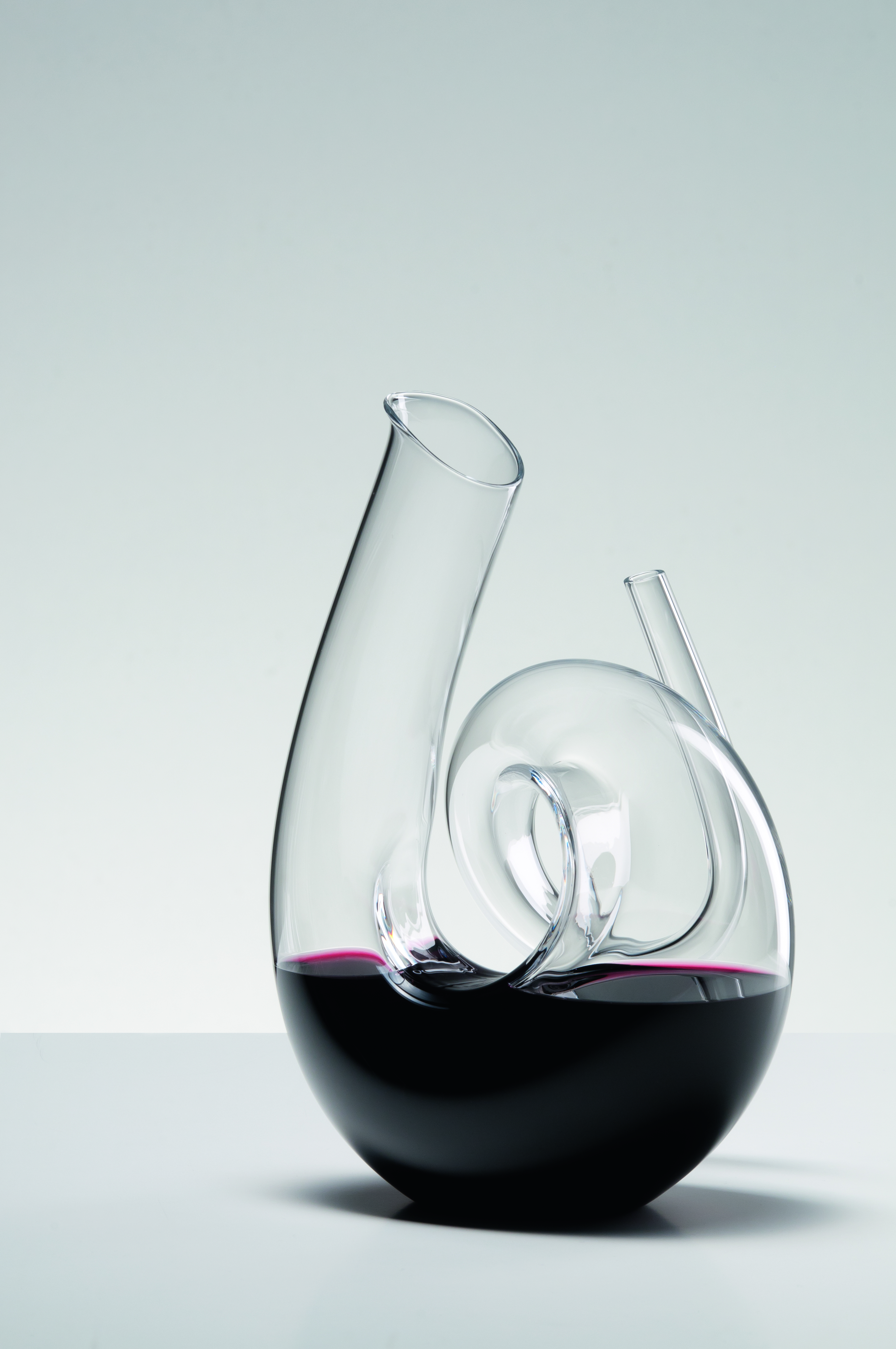 Декантер это. Декантер Riedel 2011/00 curly. Хрусталь Ридель. Декантер валберис. Декантеры для вина.